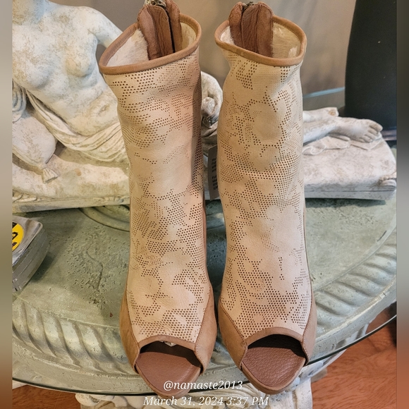 $875 Vintage Ugg Anetea Italian Collection 2012 Suede Leather Fur Shearling #746 - Picture 9 of 17